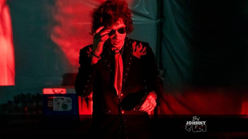 Bunbury en Argentina vibra como un huracán retro futurista 